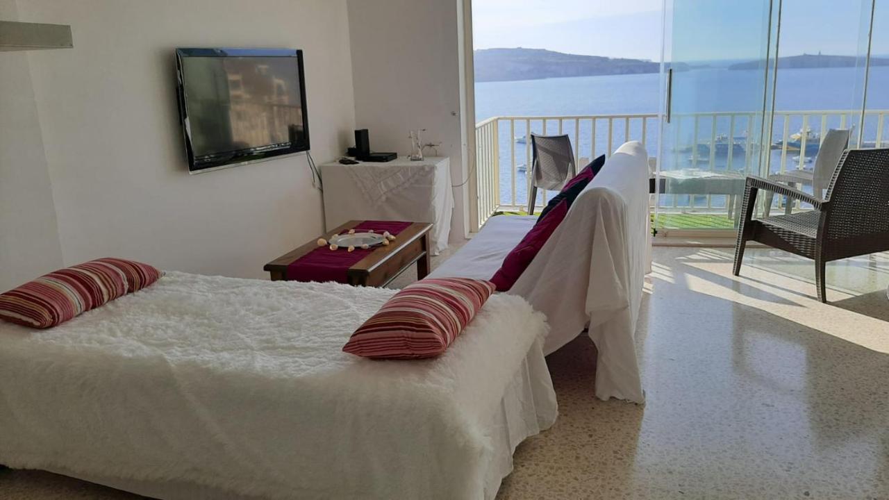 Coral Apartment St. Paul's Bay Exterior photo
