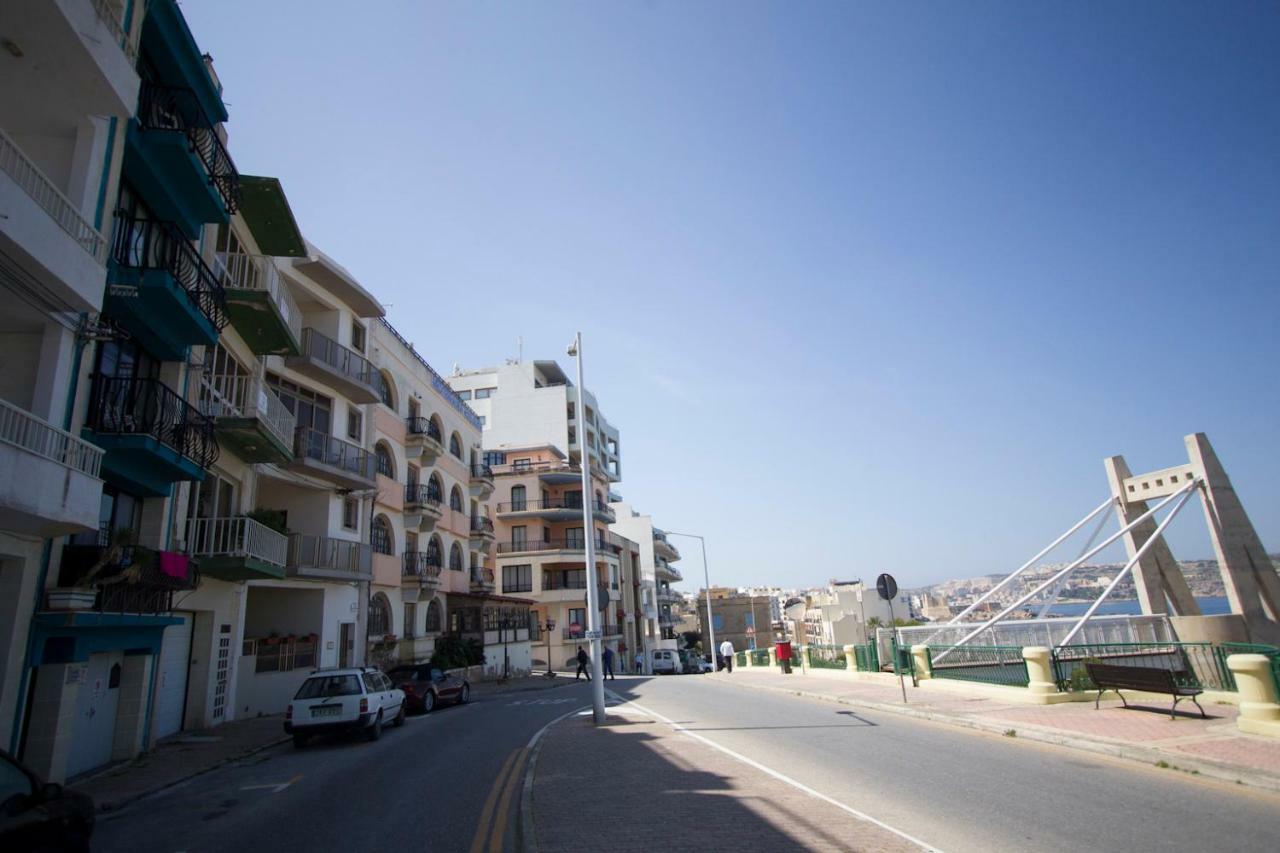 Coral Apartment St. Paul's Bay Exterior photo